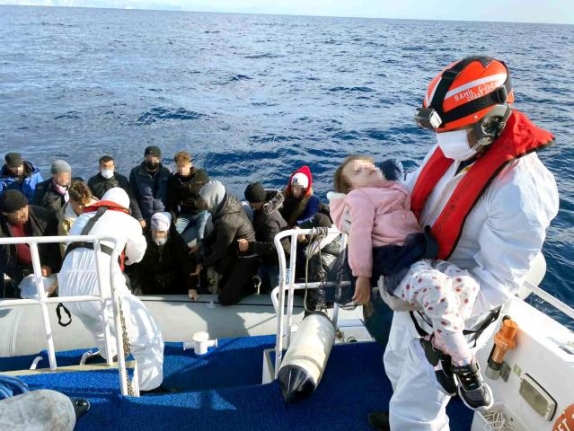 Yunanların Ölüme Terk Ettiği Göçmenleri Muğla'da Sahil Güvenlik Kurtarıyor