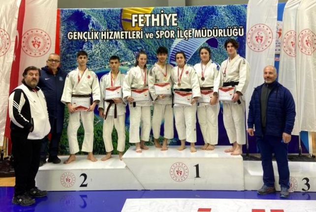 Yunusemreli Judocular Fethiye'den Madalyalarla Döndü