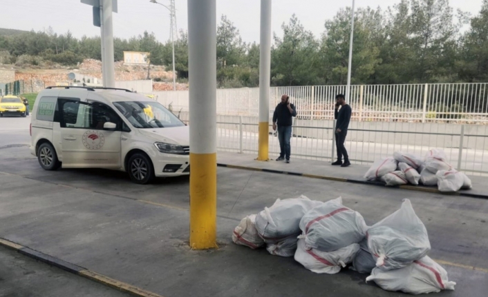 Menteşe'deki Kaçak Etlerin Sahibi ve Otobüse Ceza Kesildi