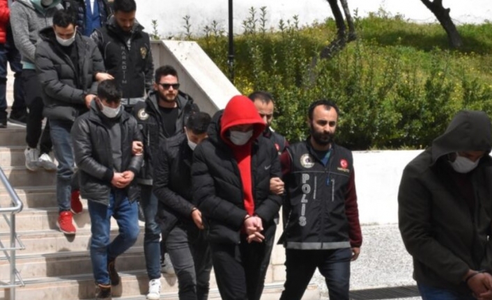 Muğla ve Aydın'daki Uyuşturucu Operasyonunda 5 Zanlı Tutuklandı
