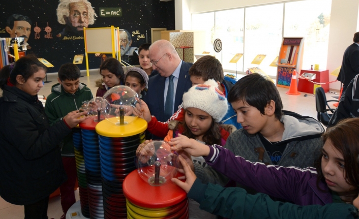 Menteşe Belediyesi Çocuk Bilim Parkı Yeniden Kapılarını Açıyor