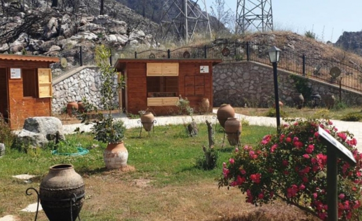 Marmaris'te Bal Evi Yenilenen Yüzüyle Hizmete Açıldı