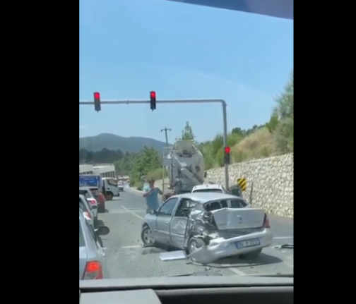 Menteşe'de Zincirleme Trafik Kazası!